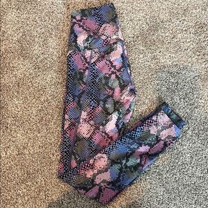Lorna Jane Snake Print Leggings - small